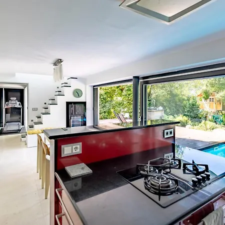 K13 House Villa *